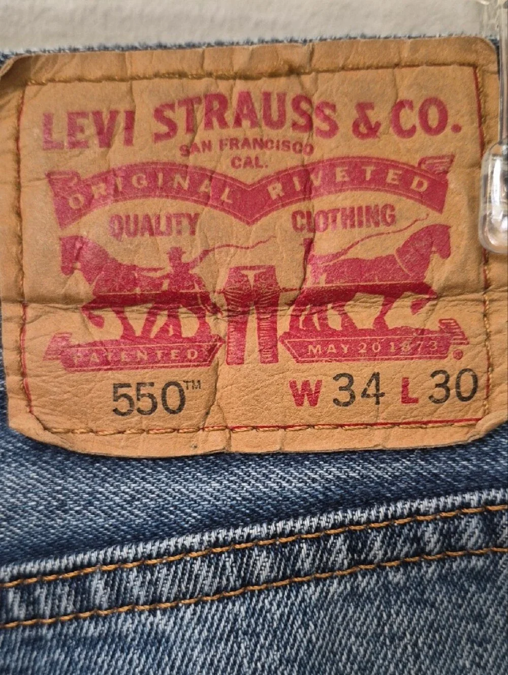 Levi's 550 Mens 34 Relaxed Authentically Distressed Wrecked Blue Jeans